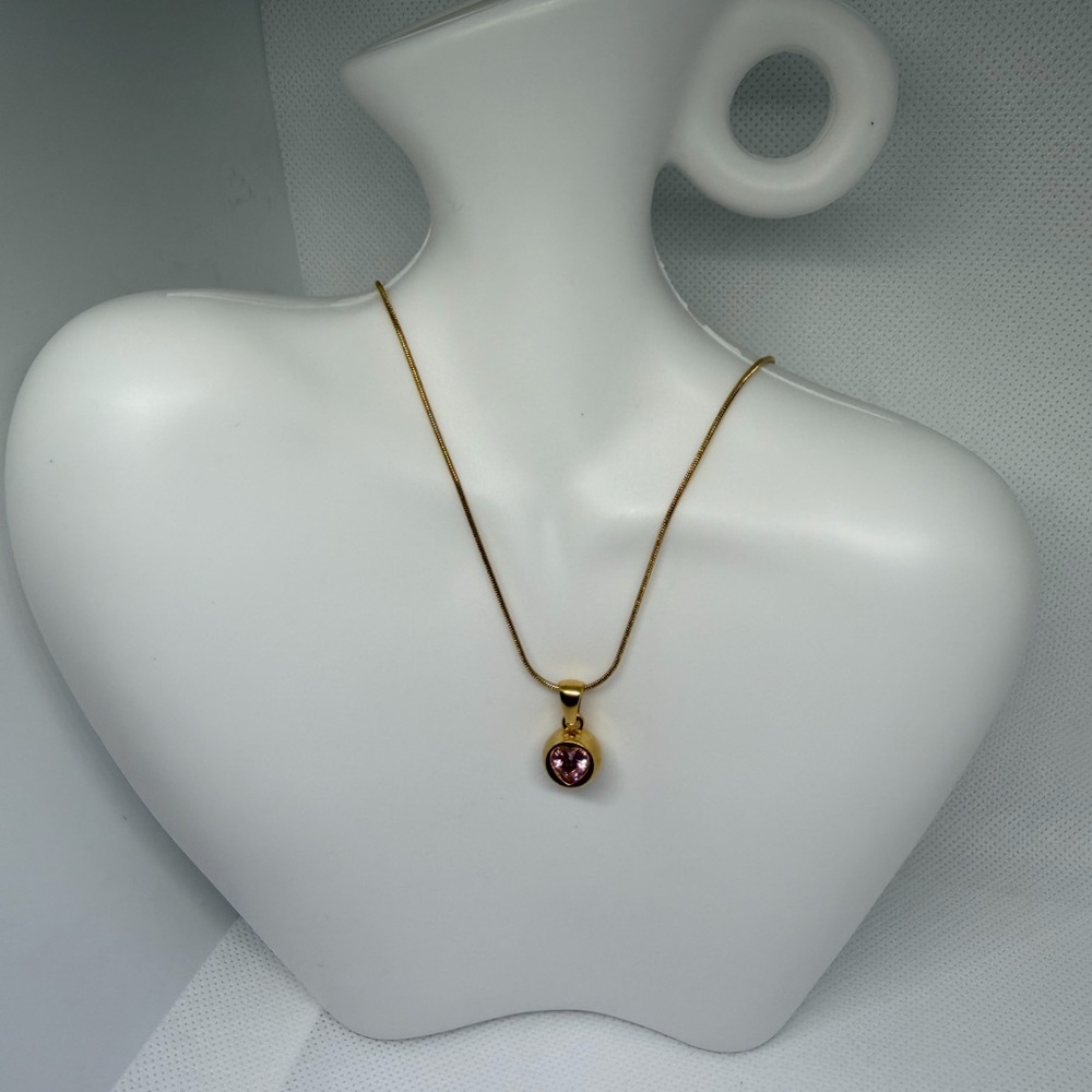 Stainless steel Elegant Gold Necklace with Pink Pendant
